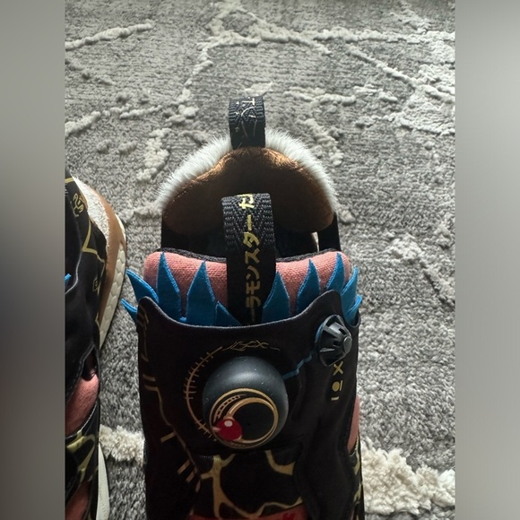 Reebok x Power Rangers Instapump Fury 94 Black Ruscly Gold Size 7 - Picture 10 of 16